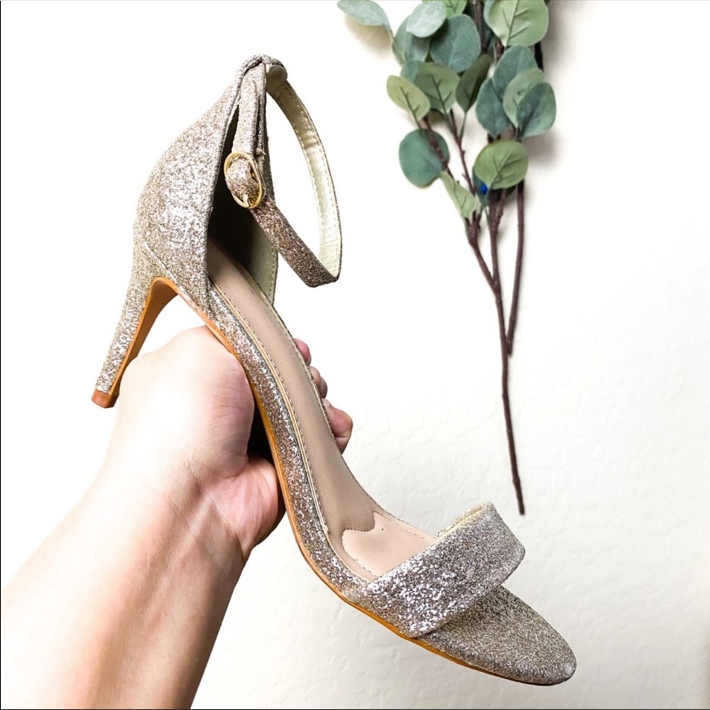 Kelly & Katie “Kirstie” Sandal Size 8